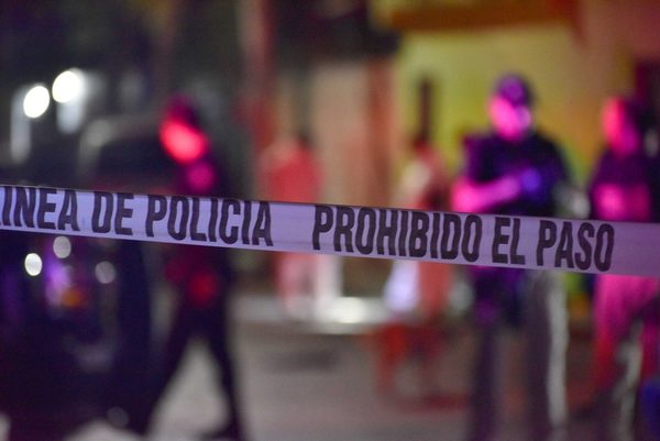 Autoridades desalojan fiesta clandestina de 100 personas en Ciudad de México - MarketData