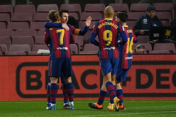 Barcelona sufre para ganar por la mínima al Levante - Fútbol - ABC Color
