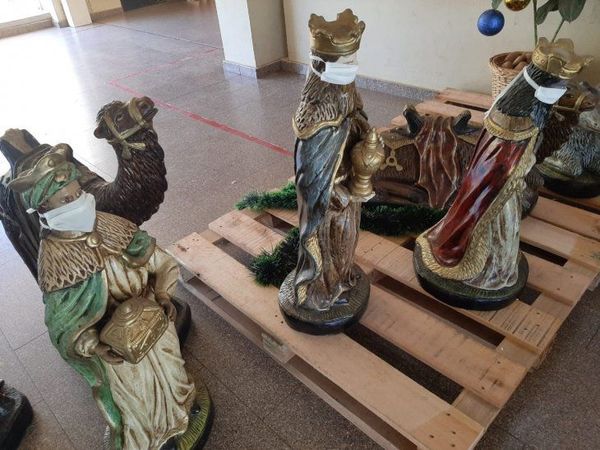 Reyes magos con tapabocas en pesebre | Noticias Paraguay