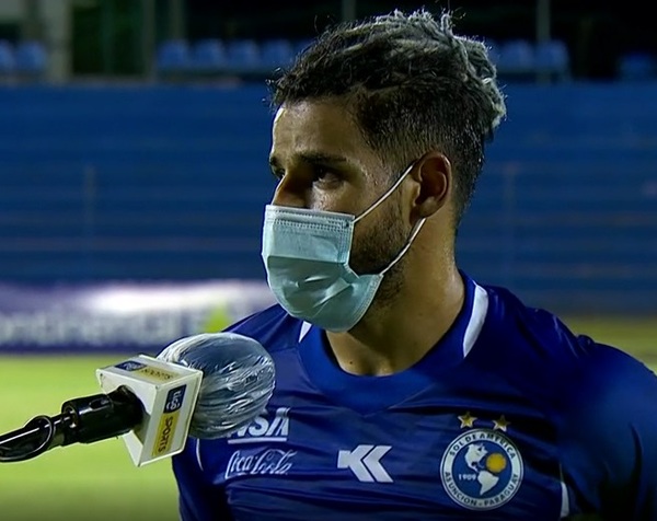 Esparza ya piensa en la última fecha