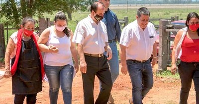 La Nación / Cartes alienta a la unidad del partido y a ganar municipales
