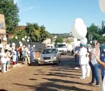 Crónica / El “peor momento” se lleva a otra enfermera