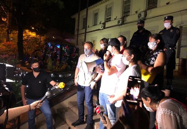 Gobierno gestionará ingreso de medicamento bajo uso compasivo para Bianca