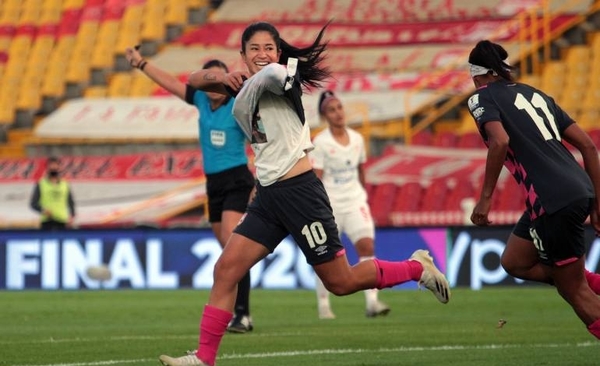 HOY / La paraguaya Fany Gauto lleva al título al Santa Fe