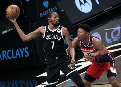 Kevin Durant debutó con los Nets de Brooklyn - Básquetbol - ABC Color
