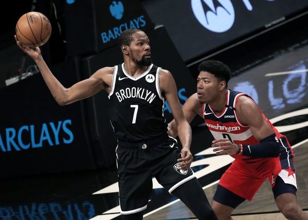 Kevin Durant debutó con los Nets de Brooklyn - Básquetbol - ABC Color