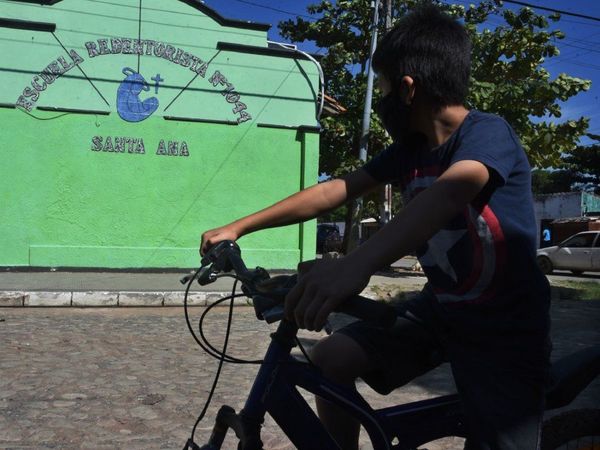 Ministro de Salud está a favor de las clases presenciales en escuelas