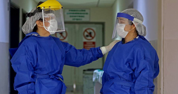 Enfermera fallecida por COVID es un posible caso de reinfección - Noticiero Paraguay