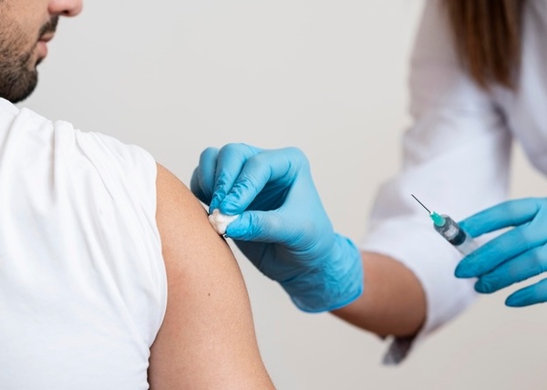 Estados Unidos prepara vacunación contra COVID-19