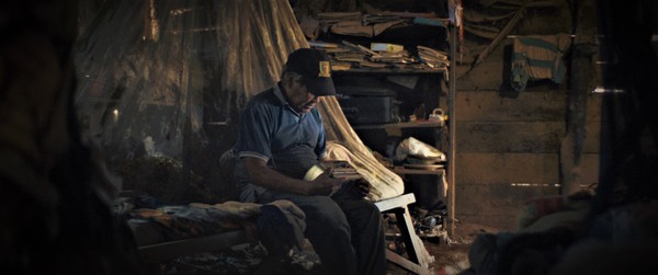 El “hogar perdido” de los Ayoreos en la cámara de la paraguaya Arami Ullón