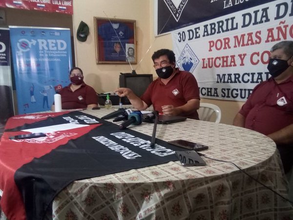 Sindicatos docentes esperan comunicación de MEC para planificar año lectivo 2021