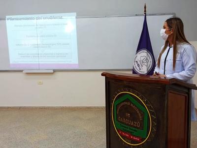 Alumnos de la Facultad de Medicina de la UNCA presentan tesis – Prensa 5