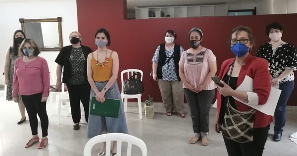 La Nación / Escritoras anuncian el Festival Navideño de Literatura