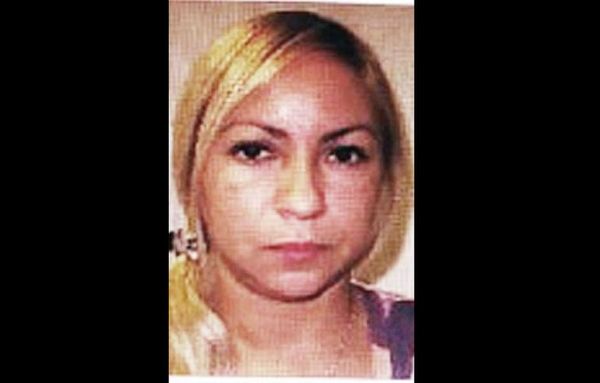 Pareja detenida y macabras sospechas en torno al cadáver arrojado a la calle en Lambaré - Nacionales - ABC Color