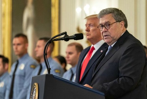El secretario de Justicia de Trump deja el cargo
