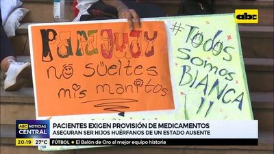 Pacientes exigen provisión de medicamentos - ABC Noticias - ABC Color