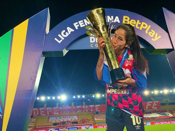 Del gol en la final al título: Fany Gauto es campeona con Santa Fe en Colombia - Fútbol - ABC Color