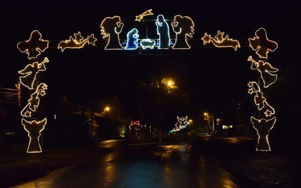 Colorido ambiente navideño en Cerro Largo de Santa Rita