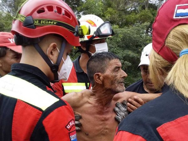 Abuelo fue arrastrado por raudal y estuvo por dos días en el barro