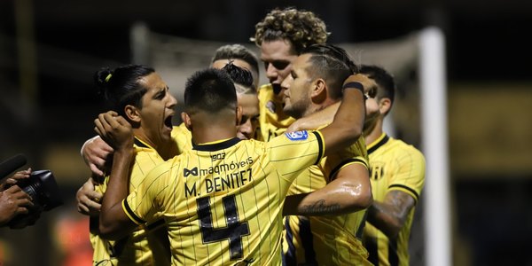 Guaraní asegura y extiende contrato con dos jugadores
