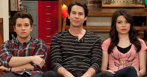 La Nación / La popular serie iCarly volverá en 2021 con Miranda Cosgrove