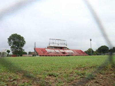 APF inspecciona canchas “previendo buenas expectativas” - Fútbol - ABC Color