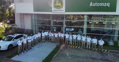 La Nación / Automaq fue distinguido como mejor distribuidor de la marca John Deere