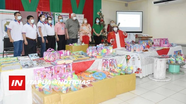 DONACIÓN DE JUGUETES POR PARTE DE LA COMUNIDAD TAIWANESA A NIÑOS DE ITAPÚA