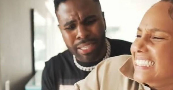 La polémica broma de Jason Derulo 'rompiendo' los dedos de Alicia Keys - C9N