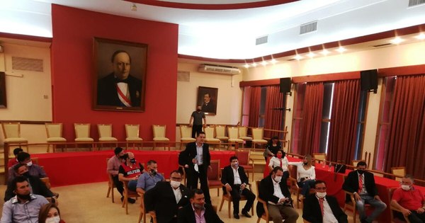 La Nación / Rechazan pedido de nulidad a prórroga de mandato en ANR