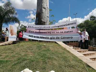 Advierten que quieren darle al Estado un rol hegemónico sobre políticas públicas de la niñez - Megacadena — Últimas Noticias de Paraguay