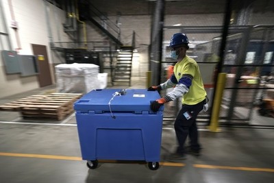 Pfizer negocia con EE.UU. el suministro de otros 100 millones de dosis