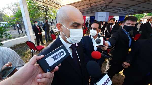 Médicos tratarán pedido interpelación a Mazzoleni: “Estamos en un mar de necesidades” » Ñanduti