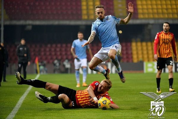 Lazio y Benevento empatan en el derbi de los Inzaghi - Fútbol - ABC Color