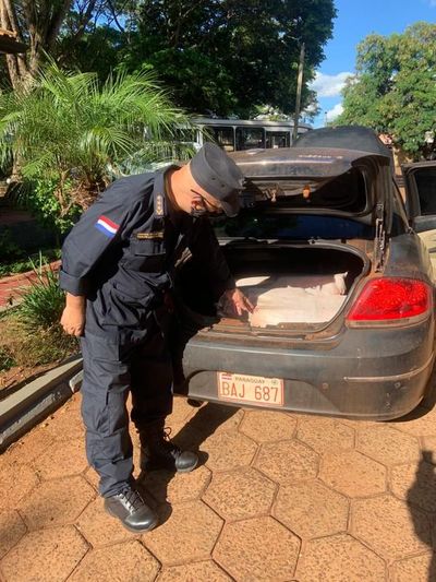 Menor iba al mando de un vehículo que transportaba marihuana - Nacionales - ABC Color