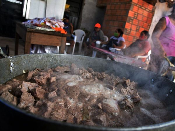 OLLAS POPULARES La solidaridad que resiste al hambre