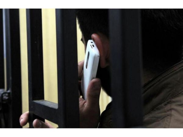 Familiares de internados son extorsionados desde la cárcel