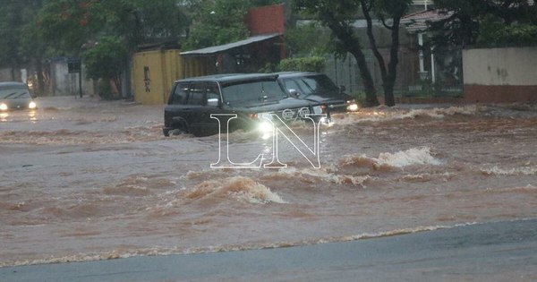 La Nación / Gran cantidad de lluvia caída generó raudales