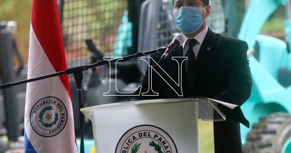 La Nación / Titular de la ANDE sufrió accidente vial