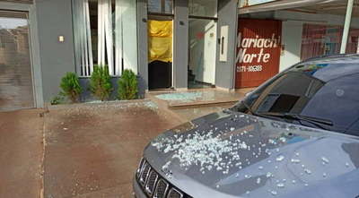 Atacan vivienda del director de la cárcel de Pedro Juan Caballero - Noticiero Paraguay