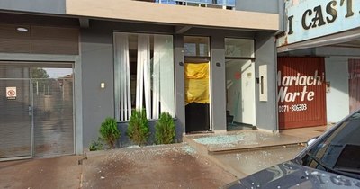 La Nación / A balazos contra su vivienda, piden liberar visitas a director de cárcel de PJC