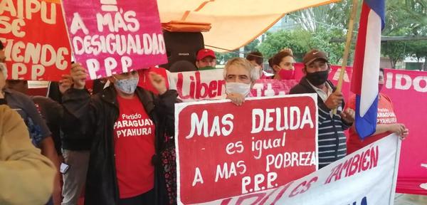 Miembros del Partido Paraguay Pyahurã realizan manifestación en Coronel Oviedo – Prensa 5
