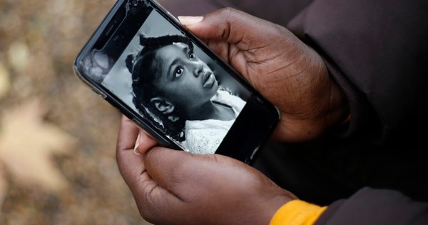 La Nación / Justicia británica: contaminación contribuyó a muerte de niña