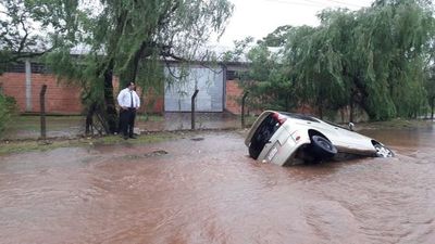 Raudales afectaron a conductores en Luque - Nacionales - ABC Color