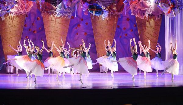Posponen gala navideña, ante alto número de contagios - Cultura - ABC Color