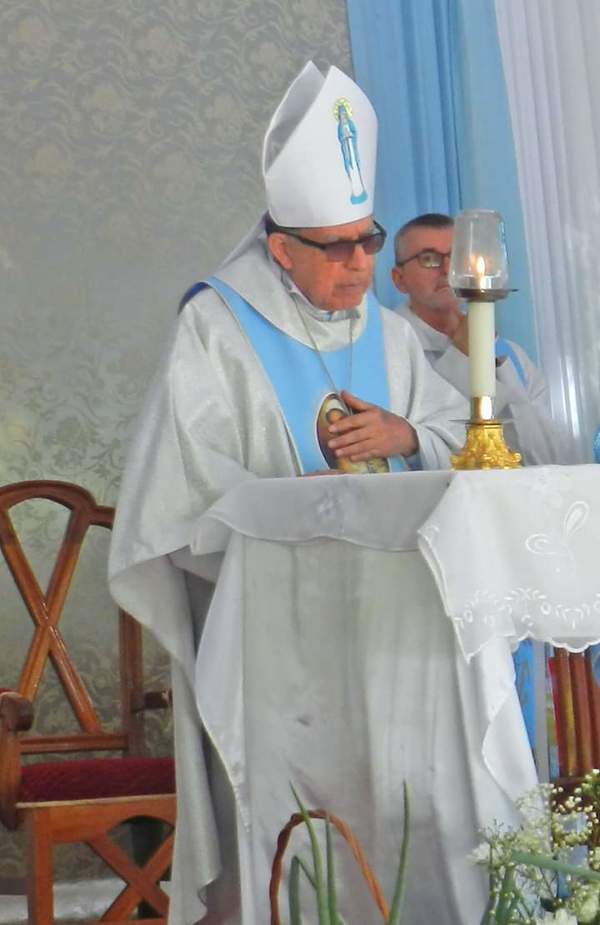 HOY MONSEÑOR SILVERO CUMPLE 58 AÑOS DE SACERDOCIO EN CUARENTENA POR COVID