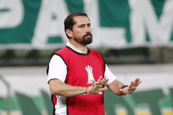Morínigo se fue y todo apunta a la llegada del DT pentacampeón