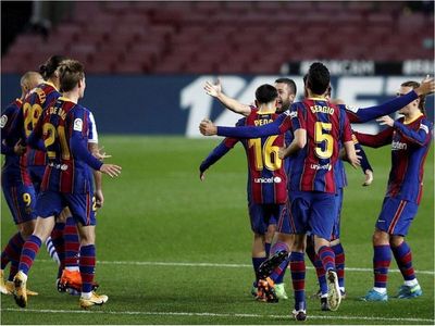 El Barcelona remonta para vencer a la Real Sociedad