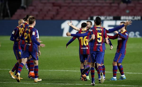 Barcelona remonta y se alza con el triunfo ante la Real Sociedad