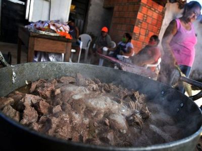 OLLAS POPULARES La solidaridad que resiste al hambre